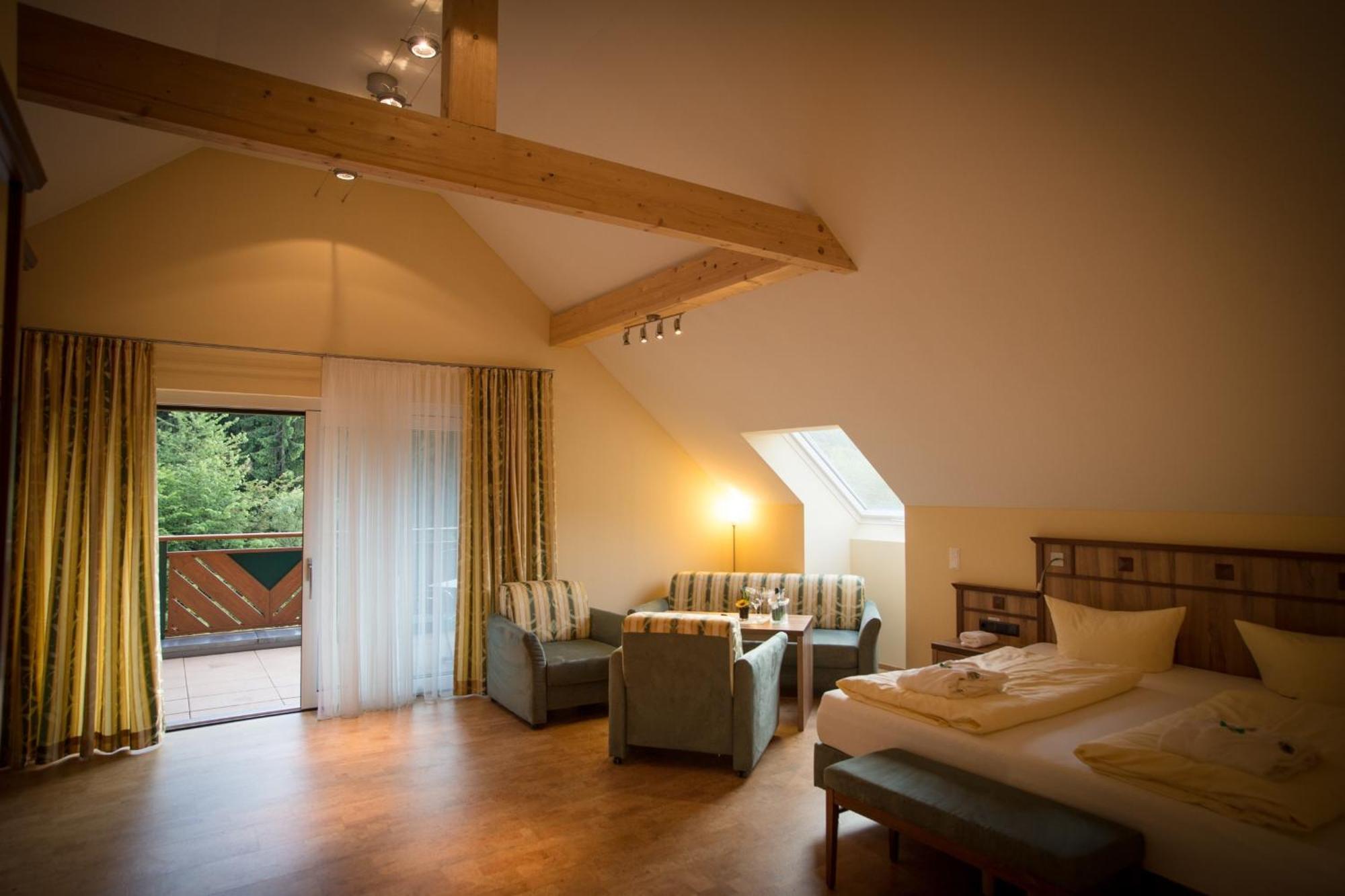 Wald-Hotel Heppe Dammbach Kamer foto