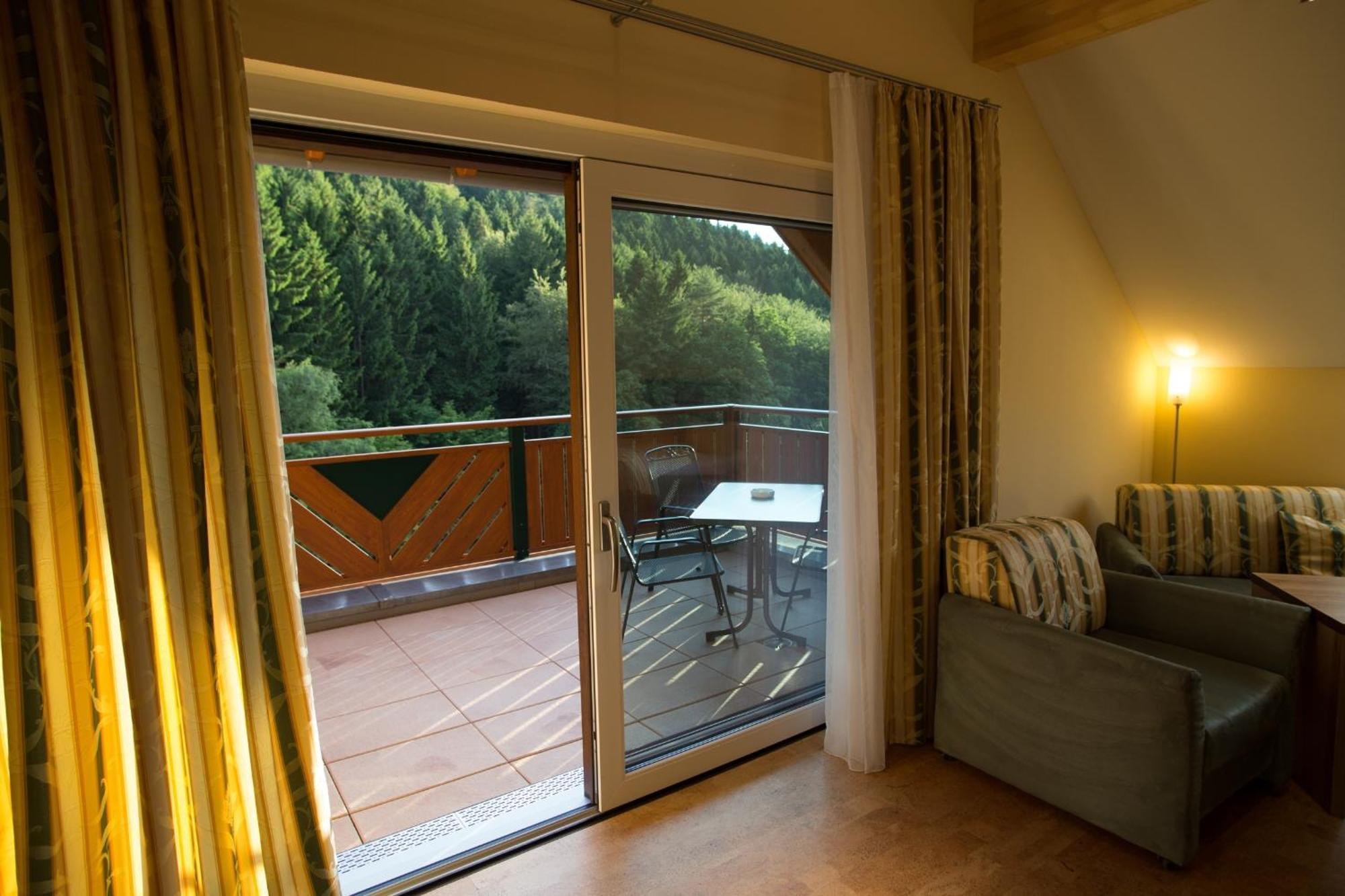 Wald-Hotel Heppe Dammbach Kamer foto